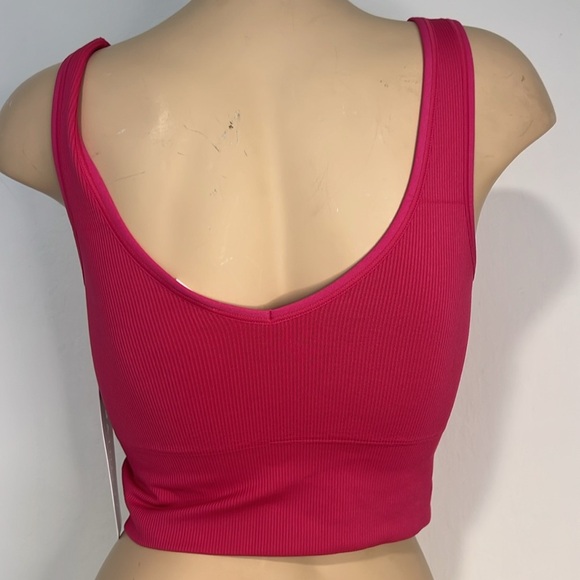 Aurora Scoop Crop Tank - Picture 4 of 4